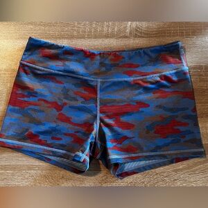 IAB MFG Camo Booty Shorts Size Large
